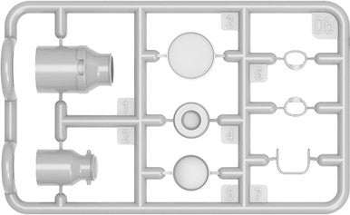 1/35 Miniart Water Pump Set w/Buckets, Cans, etc