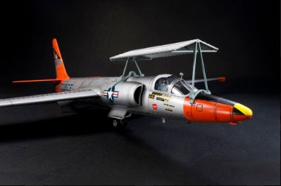 AFV Club AR48112 Lockheed U-2A Dragon Lady