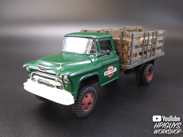 Atlantis Models 1955 Chevrolet 2-Ton Stake Bed Truck (formerly Revell)