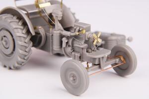 Zetor 25 ‘Military w/Towbar for MiG 15/17s’ 1/72