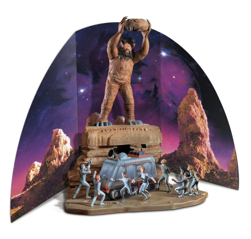 Lost in Space Cyclops & Chariot w/7 Figures & Base