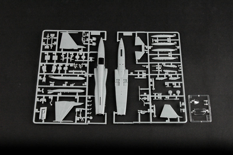 F-5E TIGER II       FIGHTER - RE-EDITION