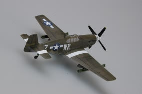 P-51B MUSTANG       FIGHTER