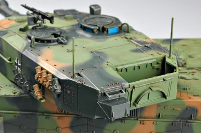 GERMAN LEOPARD 2 A4 TANK