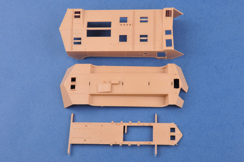 FRENCH SAINT-CHAMONDHEAVY TANK - MEDIUM