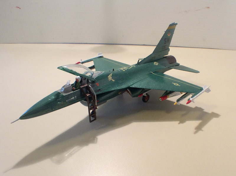 F-16C FIGHTING FALCON