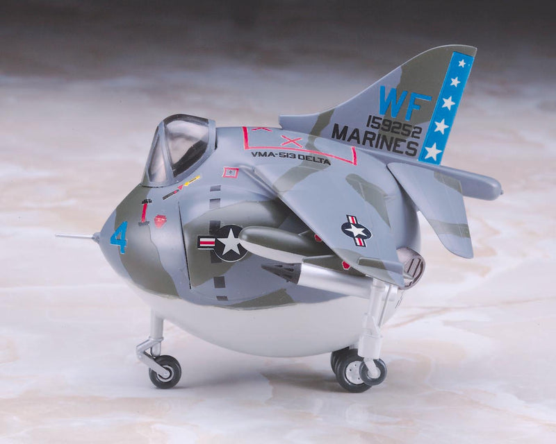 EGG PLANE AV-8 HARRIER