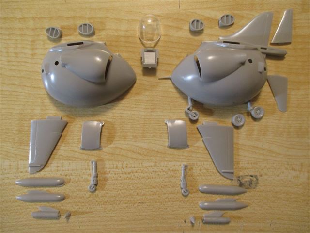 EGG PLANE AV-8 HARRIER