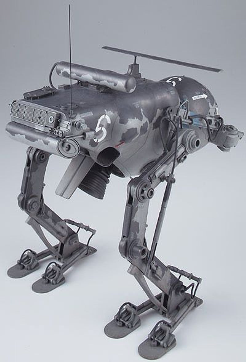 LUNA TACTICAL RECONNAISSANCE MACHINE LUM-168 CAMEL