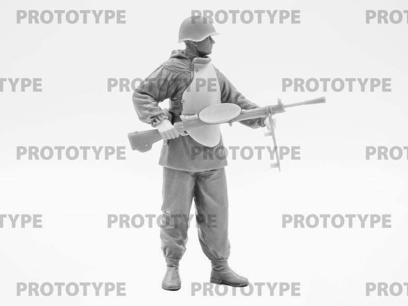 ICM16013 - 1/16 ICM WWII Assault Engineer-Sapper Figure Model Kit