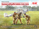 ICM32103 - 1/32 ICM German Luftwaffe Cadets (1939-1945) (3 figures)