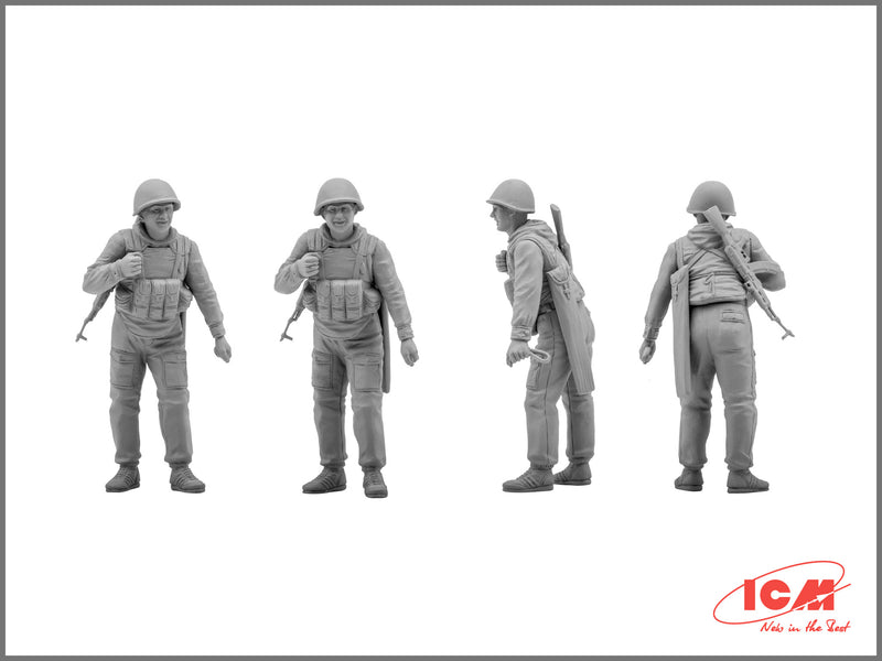 ICM35031 - 1/35 ICM Soviet Sappers (1979-1988) (4 figures - 3 soldiers, 1 sapper, donkey figure, dog figure)