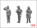 ICM35051 - 1/35 ICM Red Army Infantry (1939-1942) (3 figures - officer, 2 soldiers)
