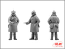 ICM35051 - 1/35 ICM Red Army Infantry (1939-1942) (3 figures - officer, 2 soldiers)