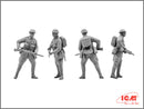 ICM35301 - 1/35 ICM British Infantry (1917-1918) (4 figures - 1 officer, 3 soldiers)