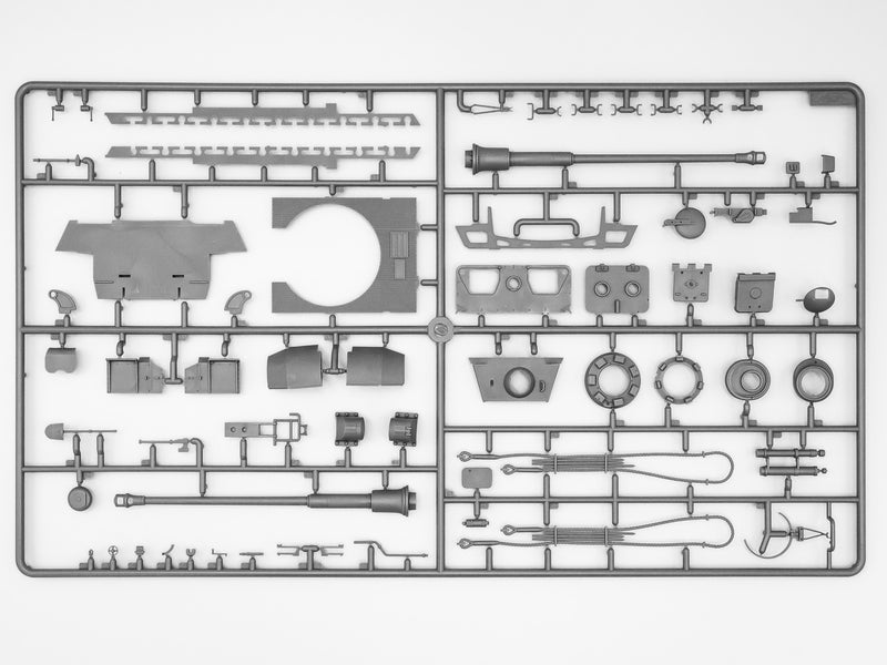 ICM35364 - 1/35 ICM Pz.Kpfw.VI Ausf.B King Tiger (late production) with full interior, WWII German Heavy Tank