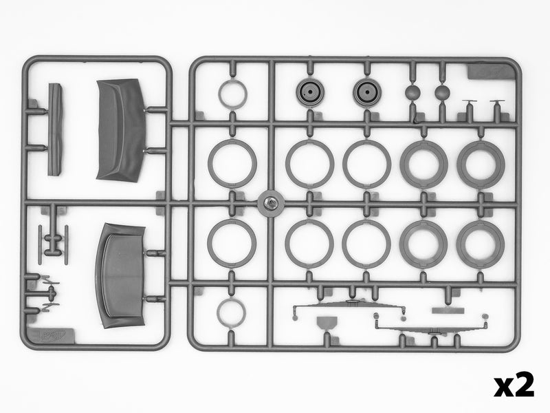 ICM35471 - 1/35 ICM Admiral Cabriolet, WWII German Staff Car with Figures