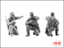 ICM35501 - 1/35 ICM Soviet Special Troops (1979-1988) (3 figures - 1 officer, 2 soldiers)