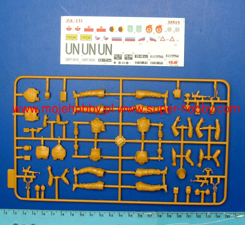 ICM35516 - 1/35 ICM ZiL-131, Soviet Truck with Soviet Motorized Rifles