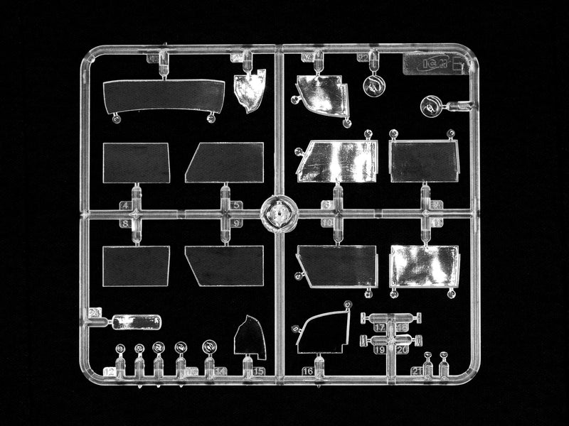 ICM35534 - 1/35 ICM Typ 770K Tourenwagen Soft Top, WWII German Leaders' Car