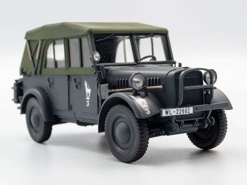ICM35582 - 1/35 ICM le.gl.Einheitz-Pkw Kfz.1 Soft Top, WWII German Light Personnel Car