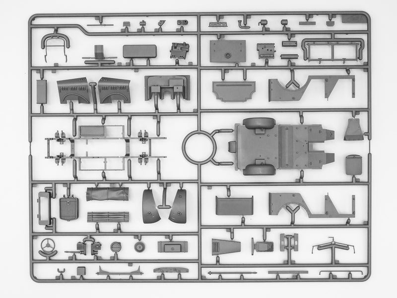 ICM35584 - 1/35 ICM le.gl.Einheitz-Pkw Kfz.4, WWII German Light Anti-Aircraft Vehicle