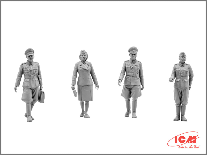 ICM35611 - 1/35 ICM WWII German Staff Personnel (4 figures)