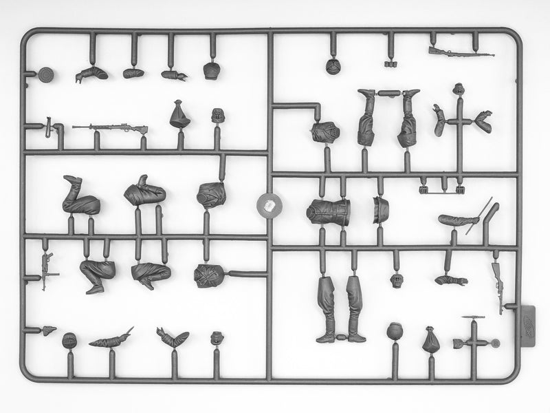 ICM35631 - 1/35 ICM WWII Soviet Partisans (4 figures)