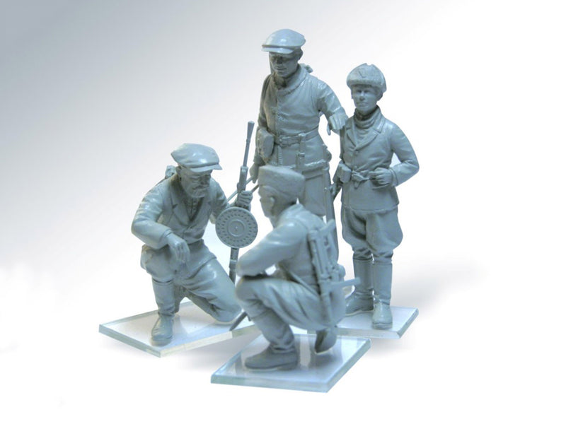 ICM35631 - 1/35 ICM WWII Soviet Partisans (4 figures)