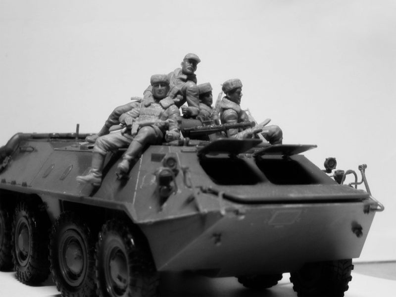 ICM35637 - 1/35 ICM Soviet Armored Carrier Riders (1979-1991), (4 figures)