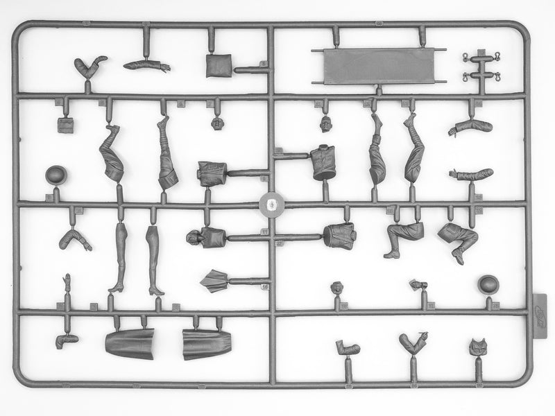 ICM35662 - 1/35 ICM Model T 1917 Ambulance with US Medical Personnel