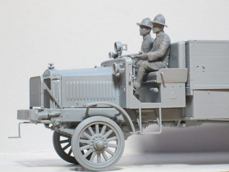 ICM35706 - 1/35 ICM US Drivers (1917-1918) (2 figures)