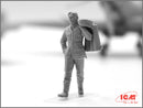 ICM48081 - 1/48 ICM RAF Pilots and Ground Personnel (1939-1945)  (7 figures - 3 pilots, 3 mechanics, 1 WREN member, and dog figure)