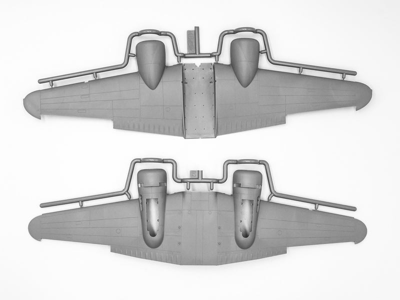ICM48185 - 1/48 ICM C18S, American Passenger Aircraft