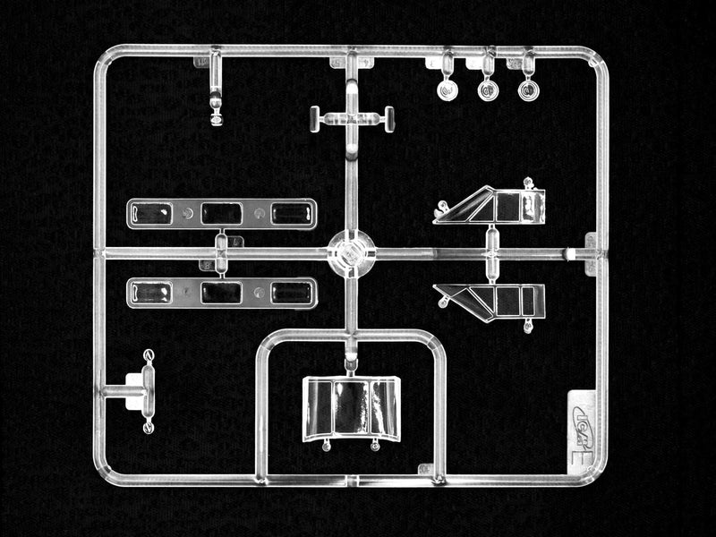 ICM48185 - 1/48 ICM C18S, American Passenger Aircraft