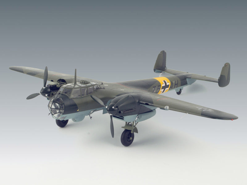ICM48241 - 1/48 ICM Do 215 B-4, WWII German Reconnaissance Plane