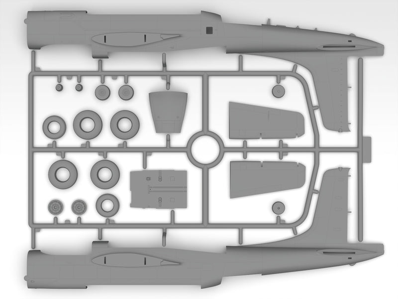 ICM48280 - 1/48 ICM B-26K with USAF Pilots & Ground Personnel