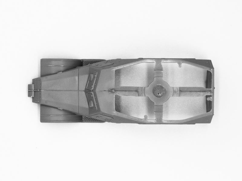 ICM72531 - 1/72 ICM BTR-152V, Armoured Personnel Carrier