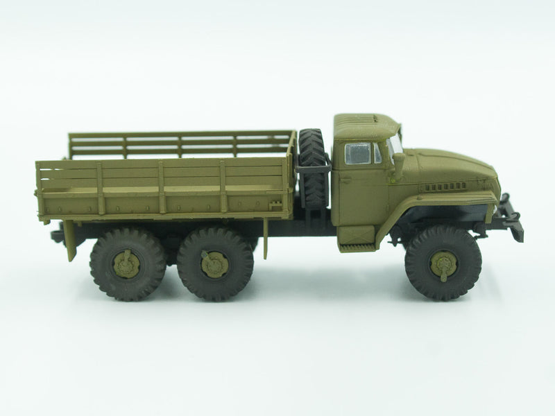 ICM72611 - 1/72 ICM URAL-4320, Army Truck