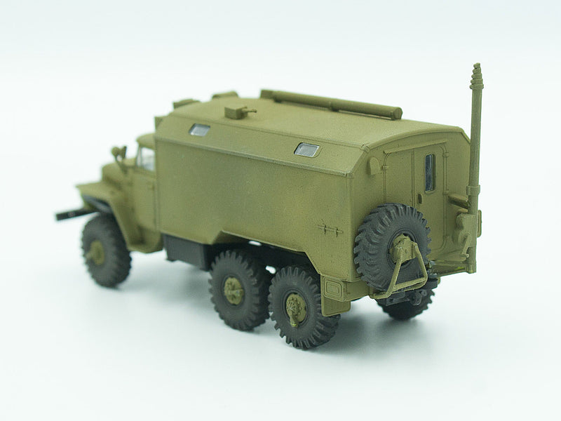 ICM72712 - 1/72 ICM URAL-375A, Command Vehicle