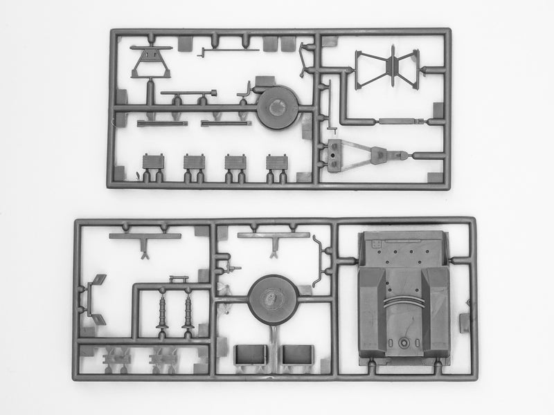ICM72814 - 1/72 ICM BM-13-16,  Multiple Launch Rocket System on ZiL-131 base