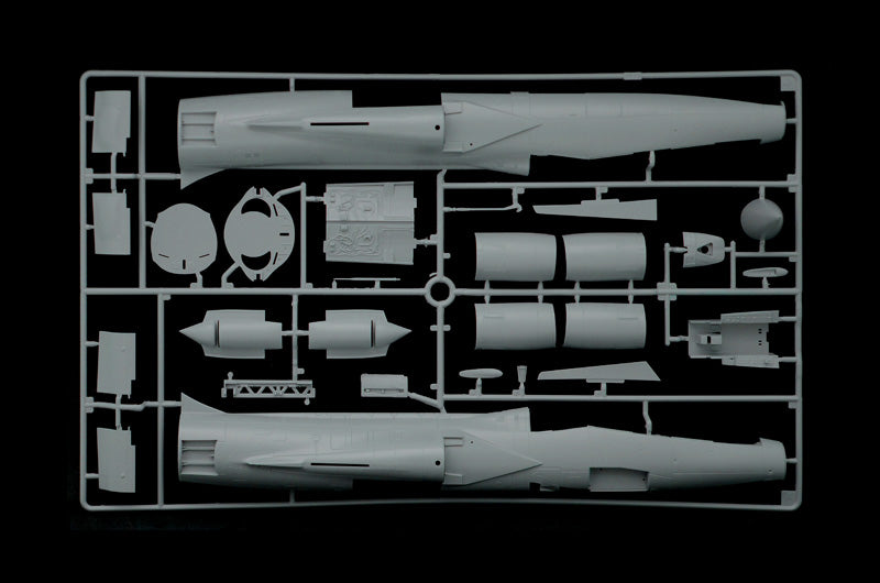 Italeri ITA2509 1: 32 TF-104G Starfighter [Model Building Kit]