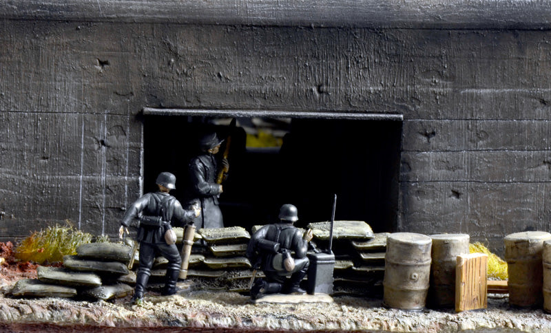 WWII DIORAMA ACCESSORIES