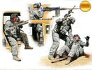Man Down! US Modern Army Middle East Present Day Plastic Model Kit