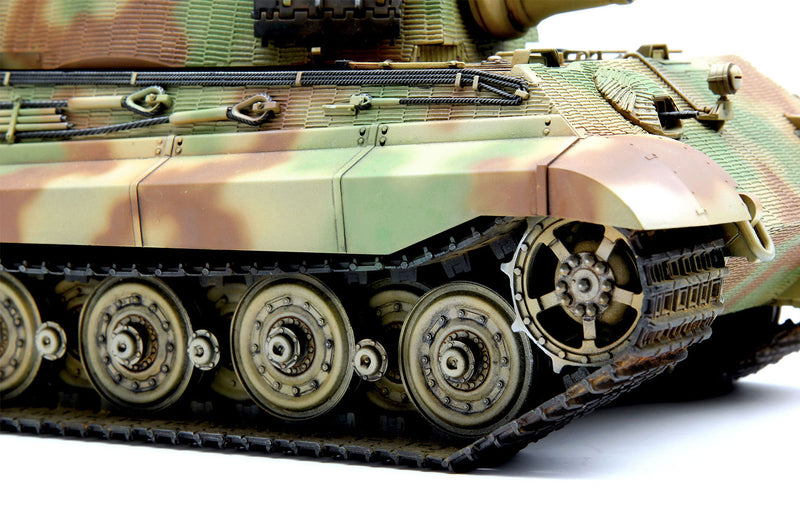 SdKfz 182 King Tiger German Heavy Tank (Henschel Turret)