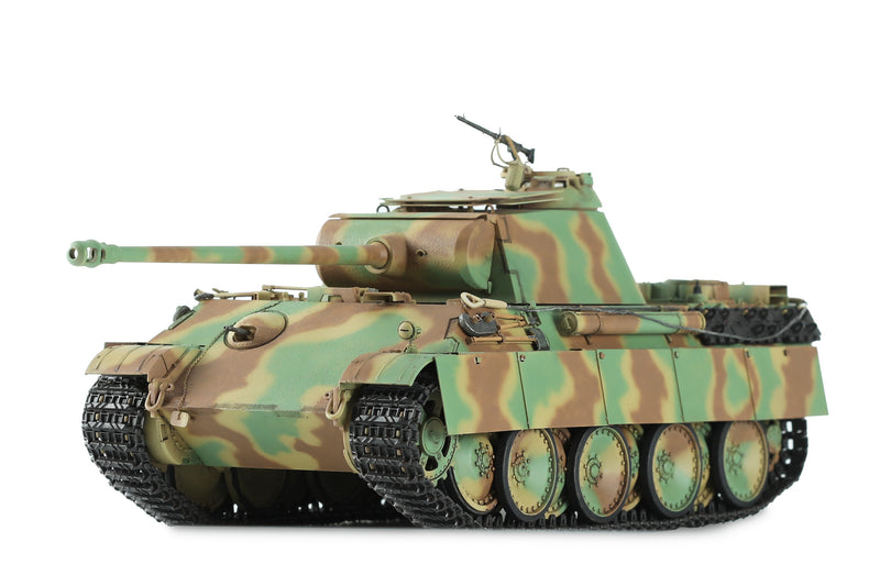 SdKfz 171 Panther Ausf G Early German Medium Tank w/Air Defense Armor