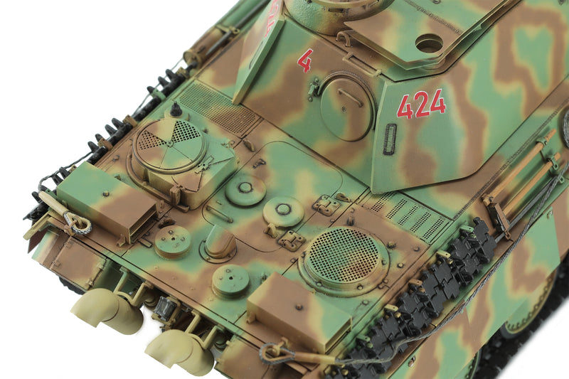 SdKfz 171 Panther Ausf G Early German Medium Tank w/Air Defense Armor