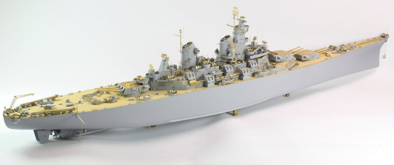 USS BB-61 Iowa 1944 Detail up set (Teak tone deck)