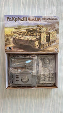 TAK8002 - 1/35 Takom PzKpfw III Ausf M Tank w/Side-Skirt Armor