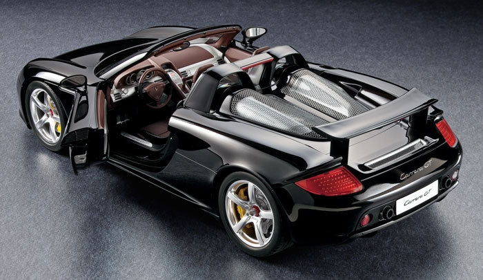 TAM12050 - 1/12 Tamiya Porsche Carrera GT Race Car